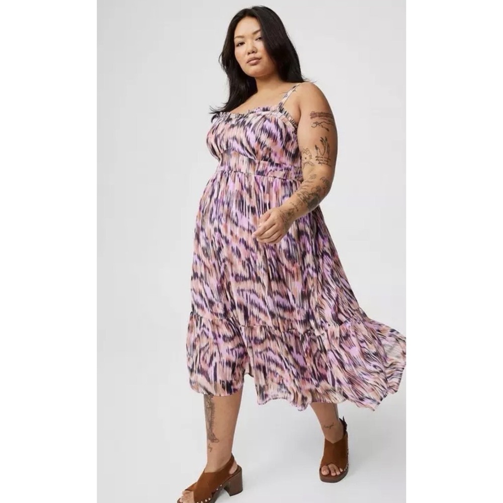 Torrid Women's Pink Midi Chiffon Sleeveless Tiered Dress Candace Ikat Size Large